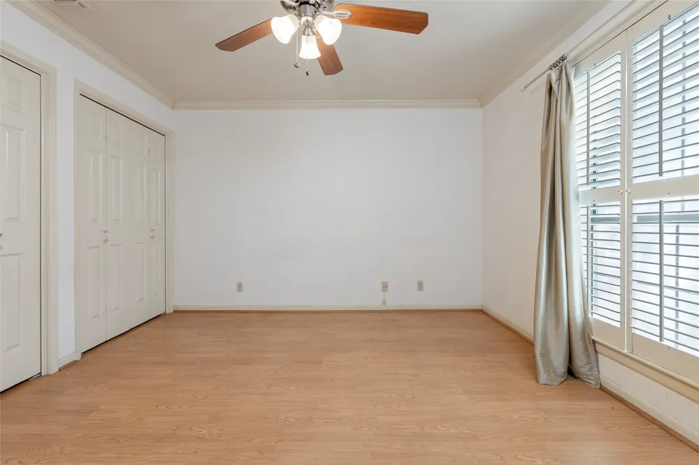 8415 Fredericksburg Road #306 San Antonio, TX 78229