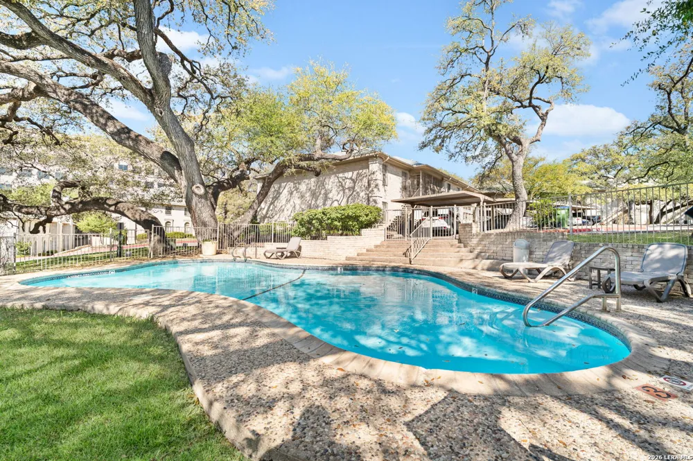 8415 Fredericksburg Road #306 San Antonio, TX 78229
