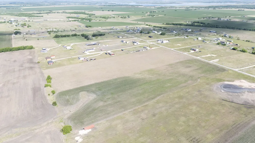 450 County Road 423 Taylor, TX 76574