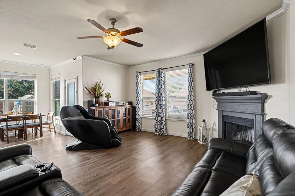 919 Keel Line Court Crowley, TX 76036