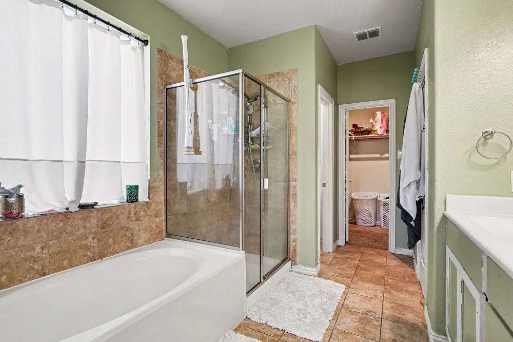 919 Keel Line Court Crowley, TX 76036