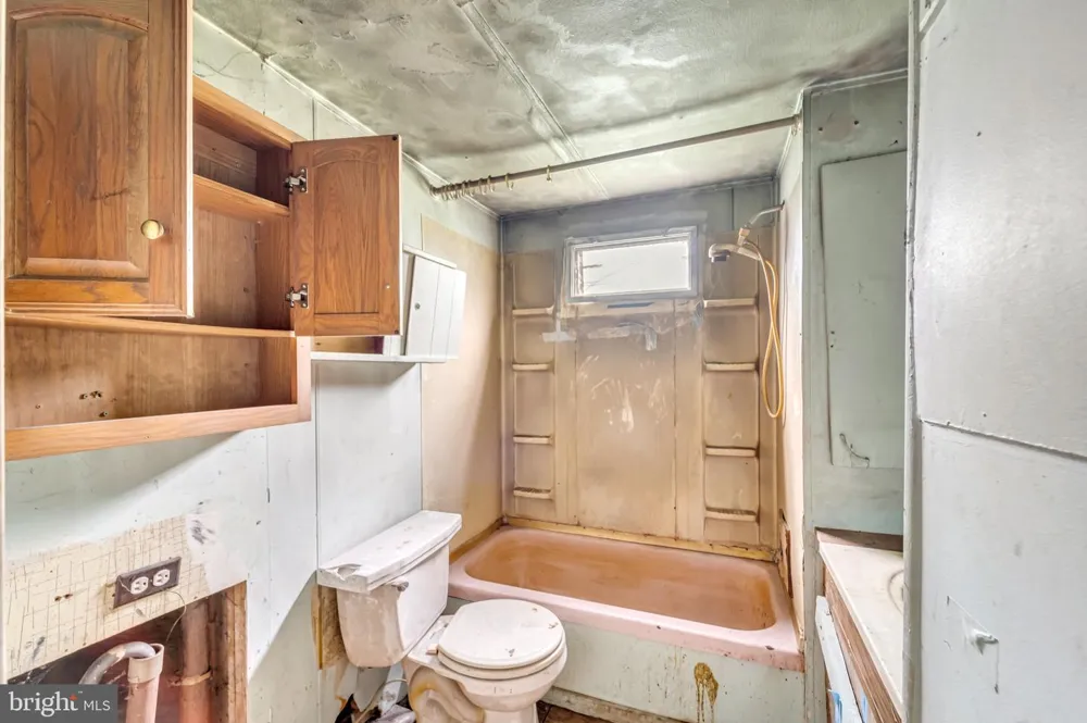 411 CHERRY ROAD Millville, NJ 08332