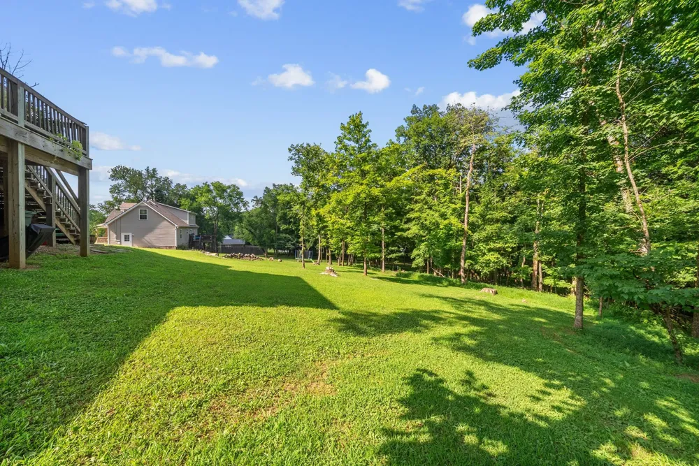 541 Skyline Dr S Lewisburg, TN 37091