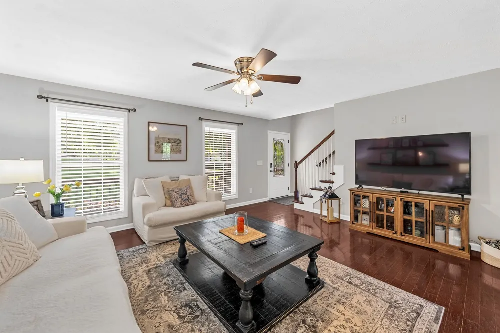 541 Skyline Dr S Lewisburg, TN 37091