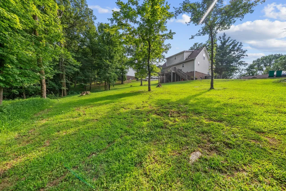 541 Skyline Dr S Lewisburg, TN 37091