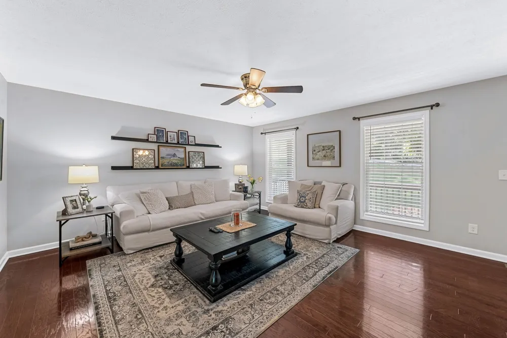541 Skyline Dr S Lewisburg, TN 37091