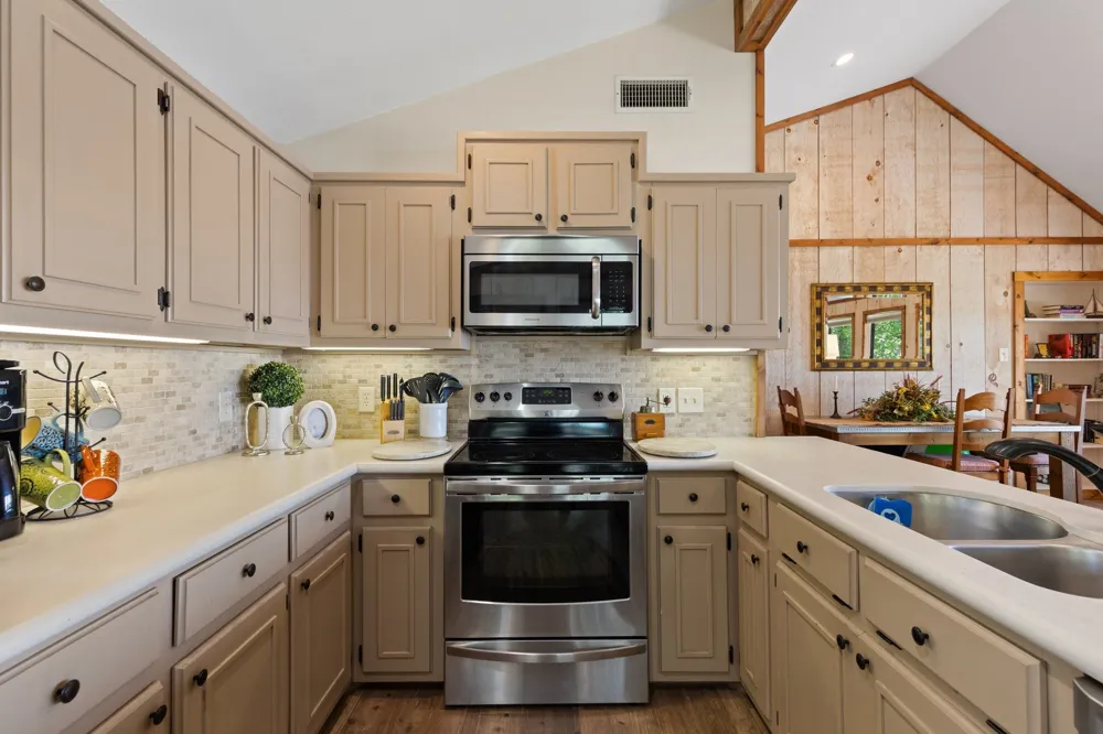 400 Windy Point Drive Mount Vernon, TX 75457