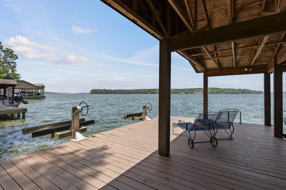 400 Windy Point Drive Mount Vernon, TX 75457