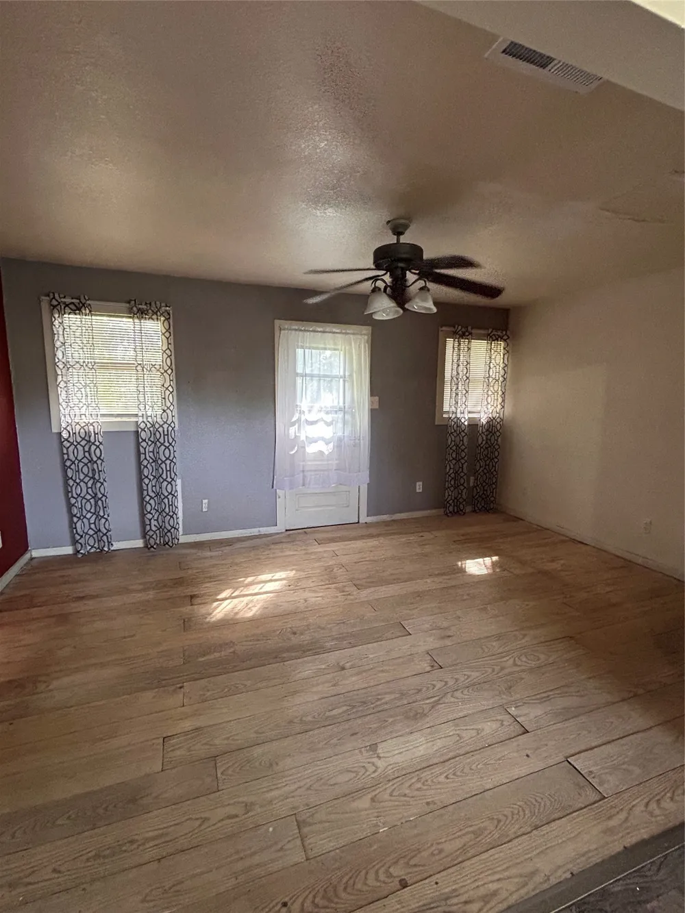 130 CR 3821 Wills Point, TX 75169