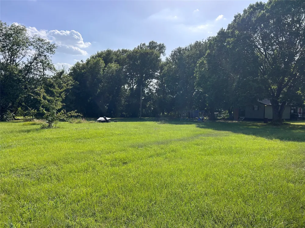 130 CR 3821 Wills Point, TX 75169