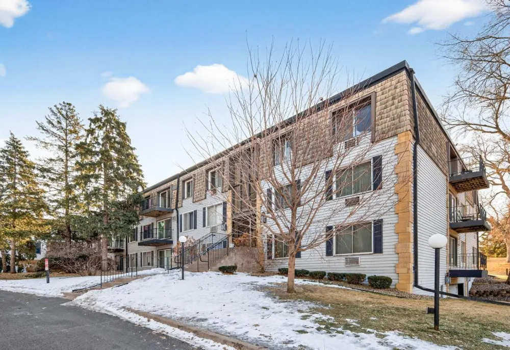 181 Little Canada Road E #334 Little Canada, MN 55117