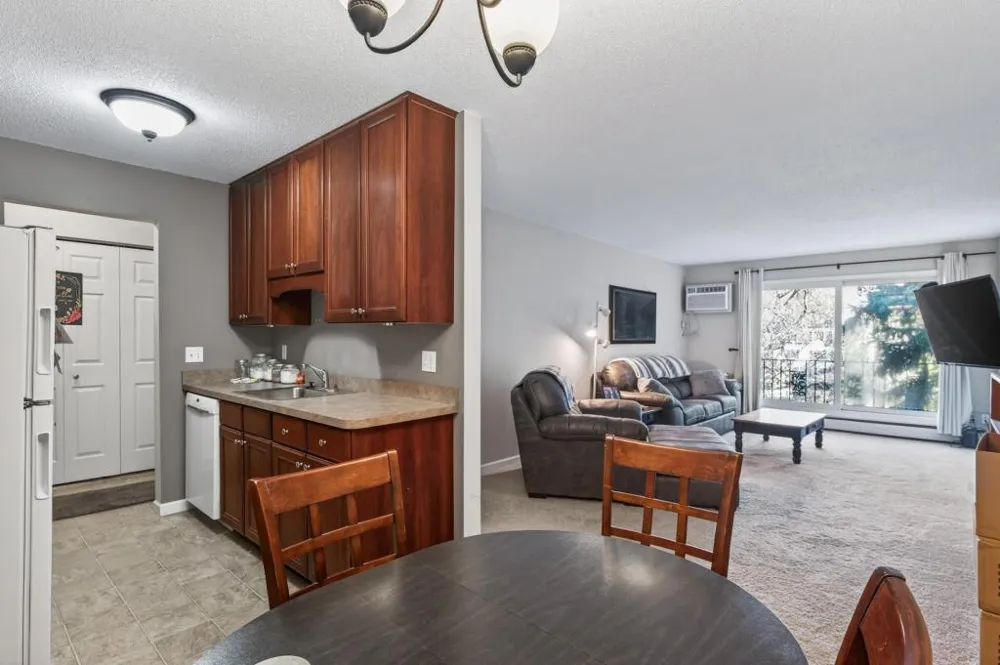 181 Little Canada Road E #334 Little Canada, MN 55117