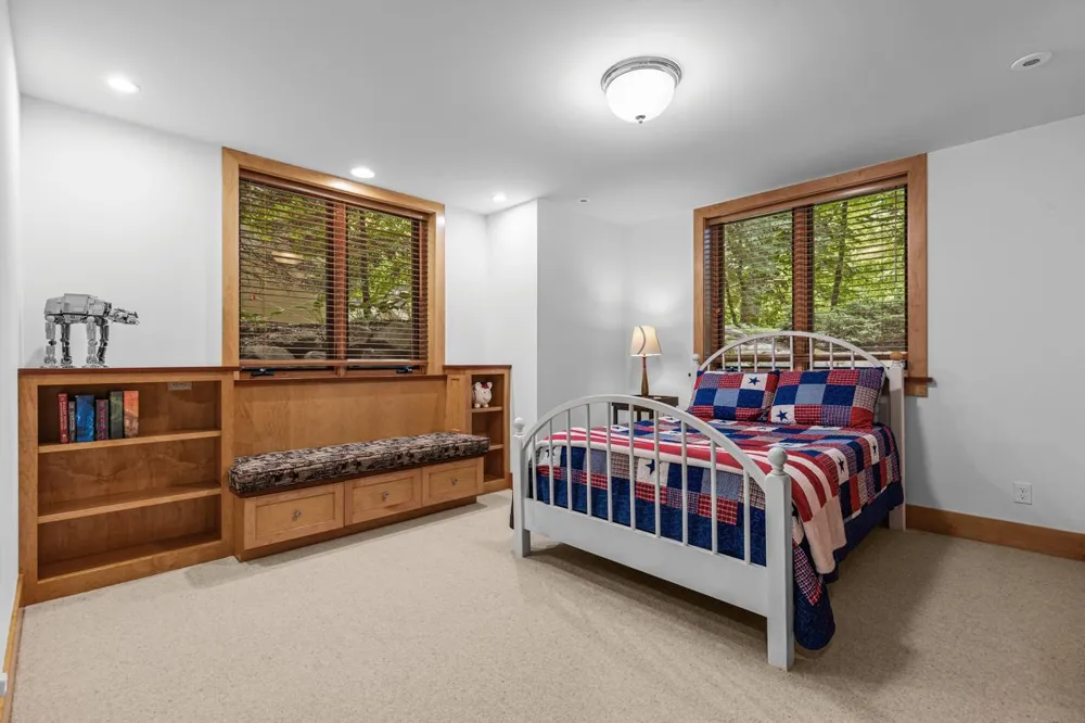 5955 Maple Forest Minnetrista, MN 55364
