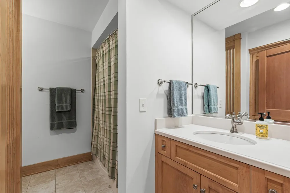 5955 Maple Forest Minnetrista, MN 55364