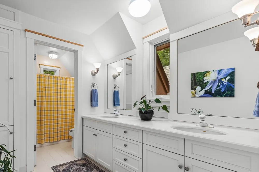 5955 Maple Forest Minnetrista, MN 55364