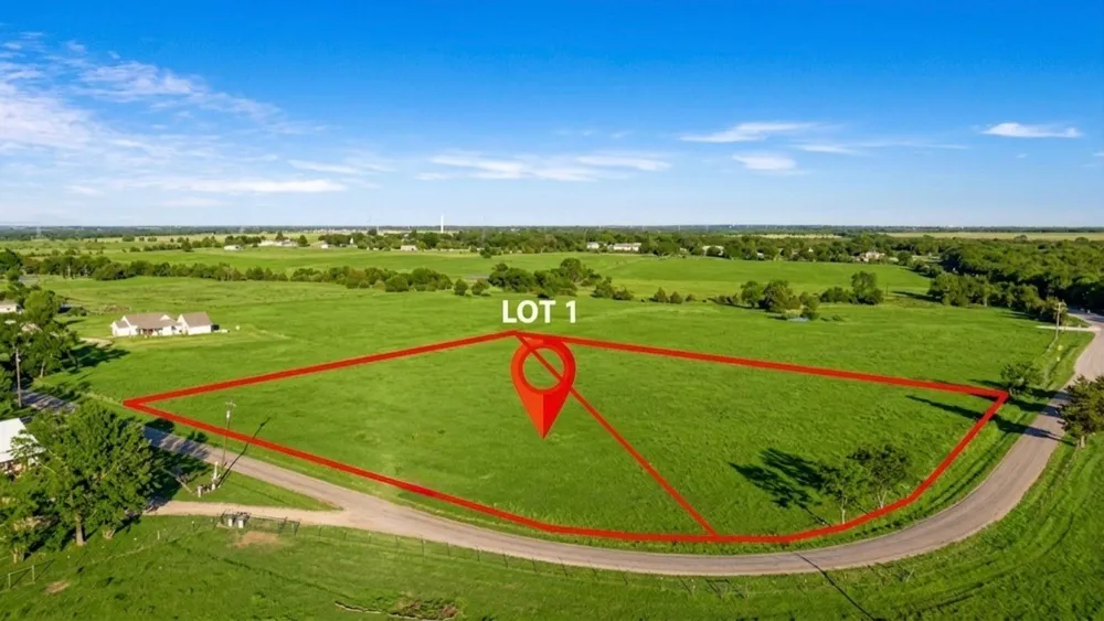 COUNTY ROAD 24960 Brookston, TX 75421