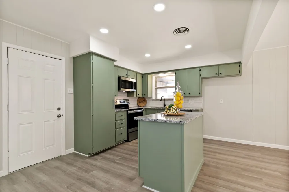 609 S Farmington Road Howe, TX 75459