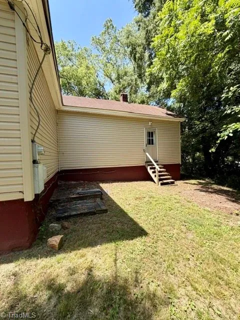 217 Carroll Street Eden, NC 27288