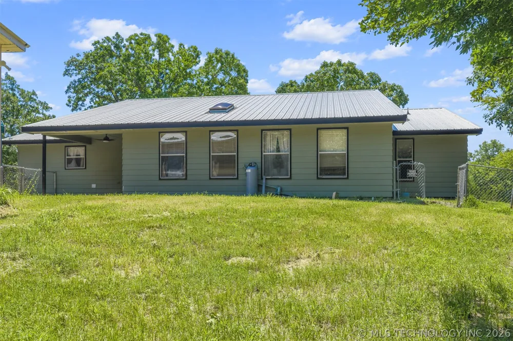 3670 Sleepy Hollow Road Sulphur, OK 73086