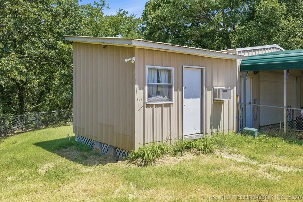 3670 Sleepy Hollow Road Sulphur, OK 73086