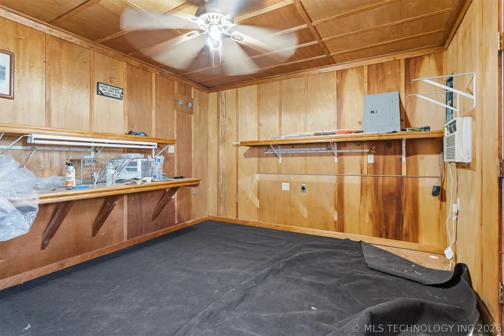 3670 Sleepy Hollow Road Sulphur, OK 73086