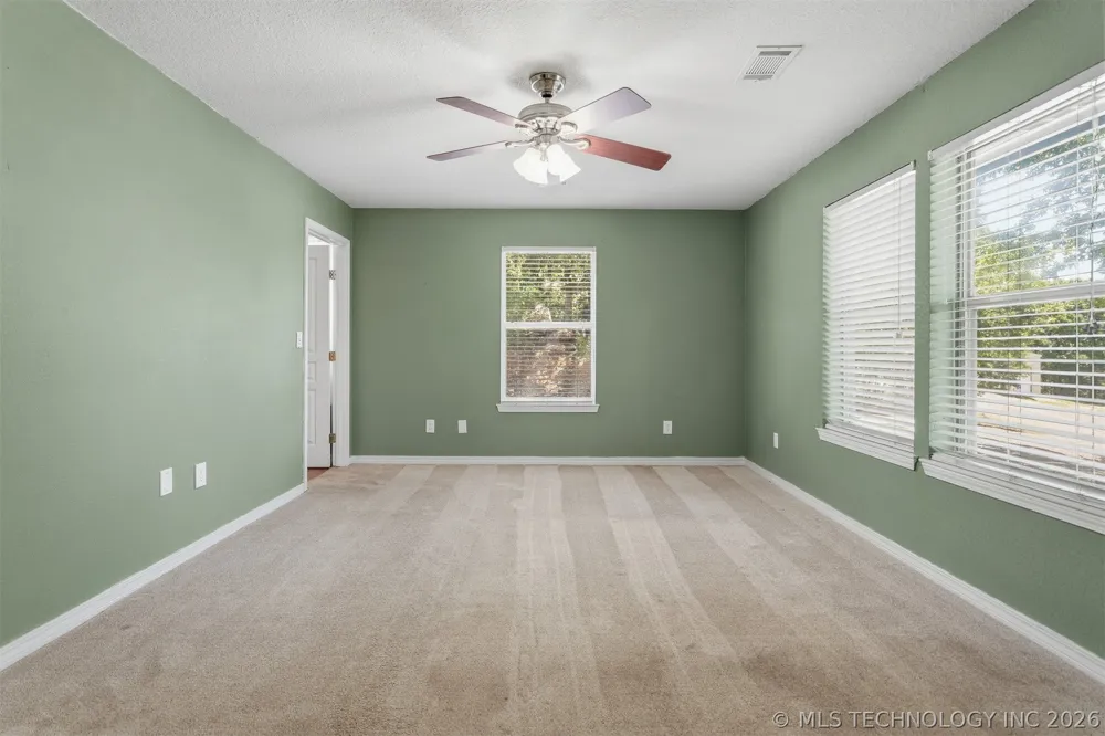 3670 Sleepy Hollow Road Sulphur, OK 73086