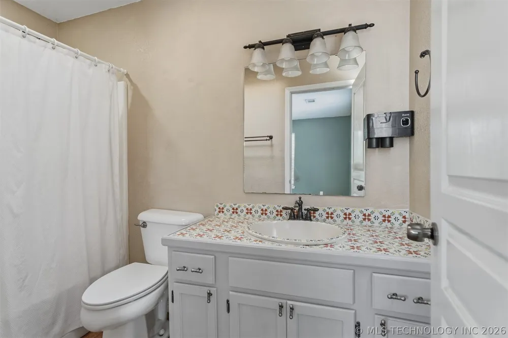 3670 Sleepy Hollow Road Sulphur, OK 73086