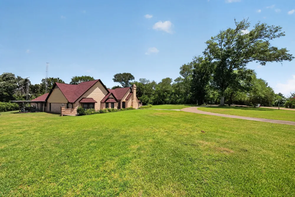 1950 Country Club Road Brenham, TX 77833