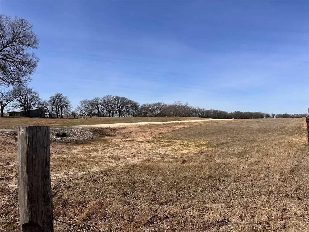 14 HCR 1431 Covington, TX 76636