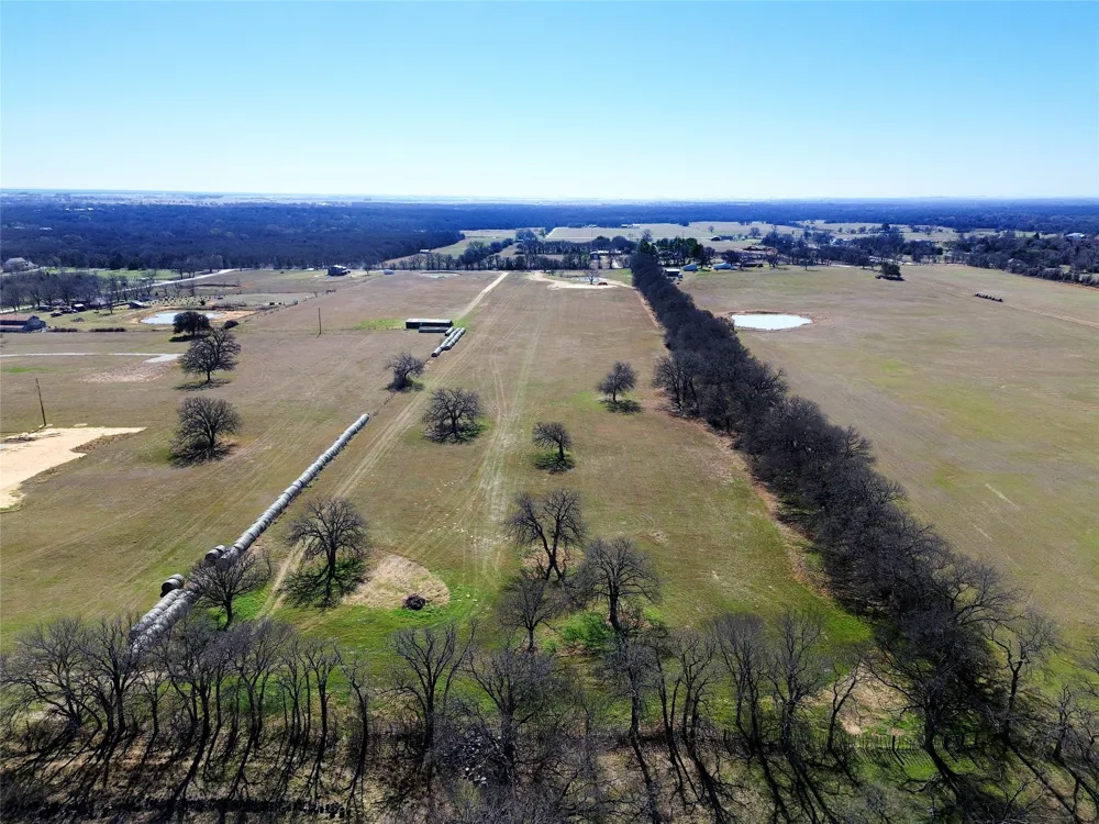 14 HCR 1431 Covington, TX 76636