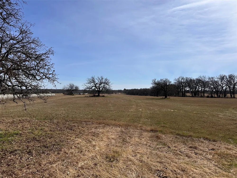 14 HCR 1431 Covington, TX 76636