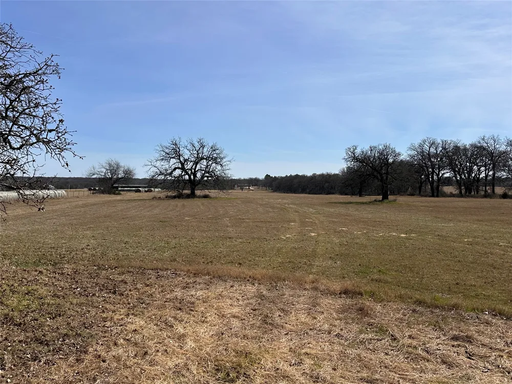 14 HCR 1431 Covington, TX 76636