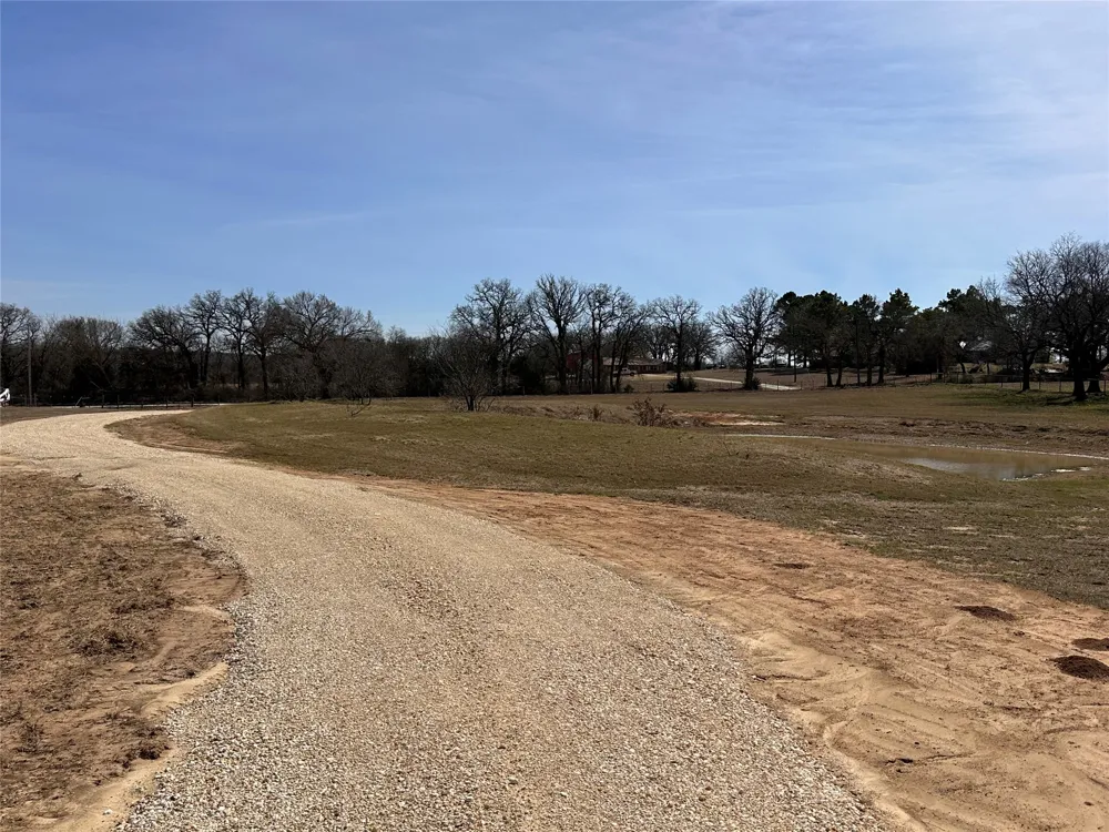14 HCR 1431 Covington, TX 76636