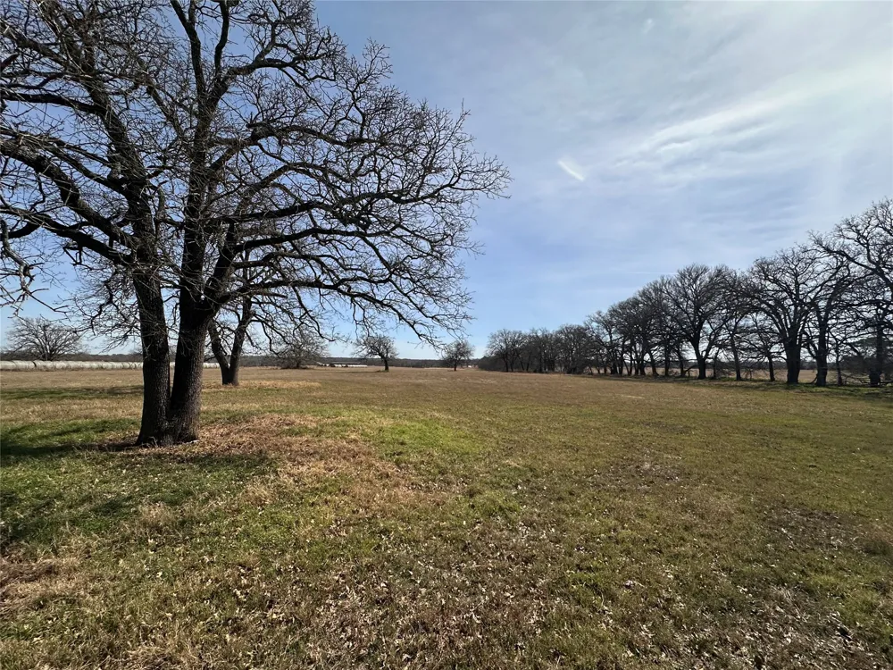 14 HCR 1431 Covington, TX 76636
