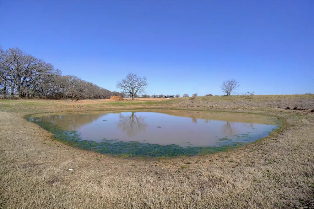 14 HCR 1431 Covington, TX 76636