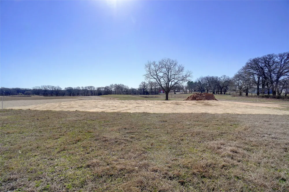 14 HCR 1431 Covington, TX 76636