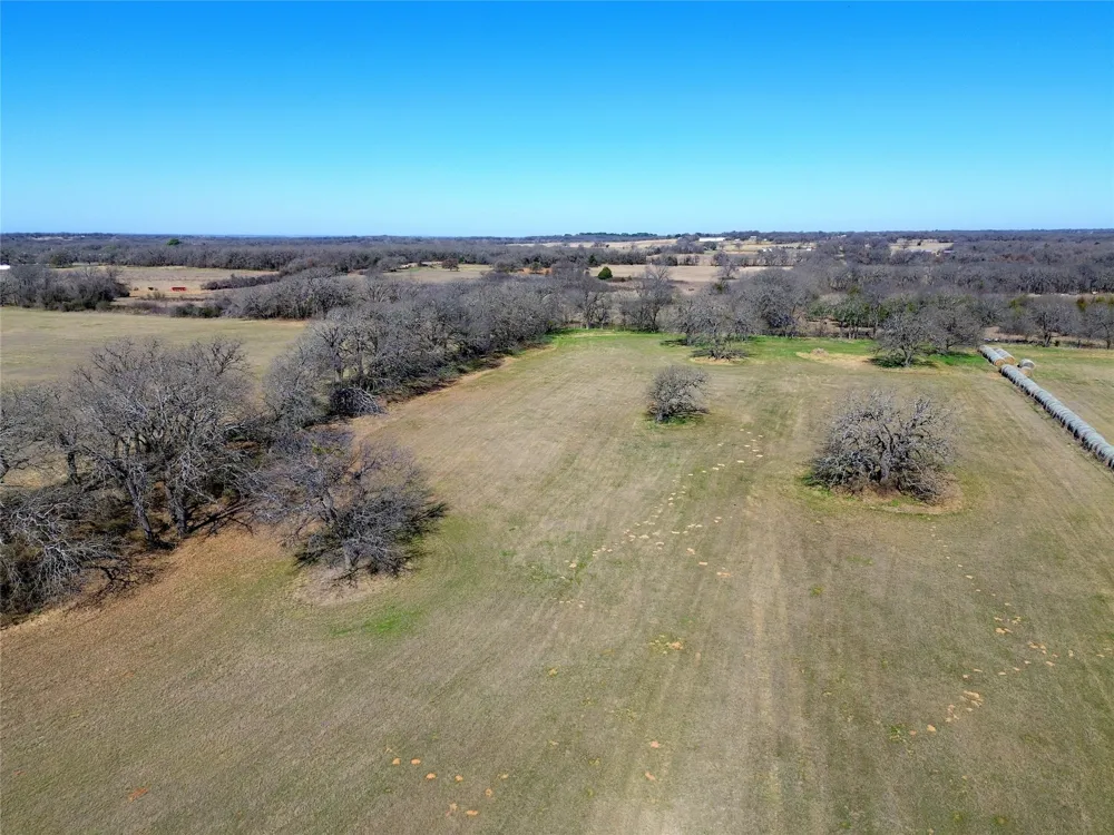 14 HCR 1431 Covington, TX 76636