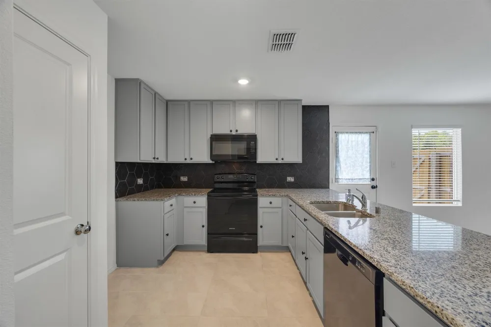 1803 Temper Lane Dallas, TX 75253