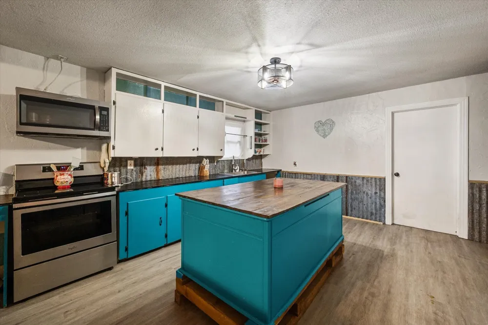 101 S Runnels Avenue Streetman, TX 75859