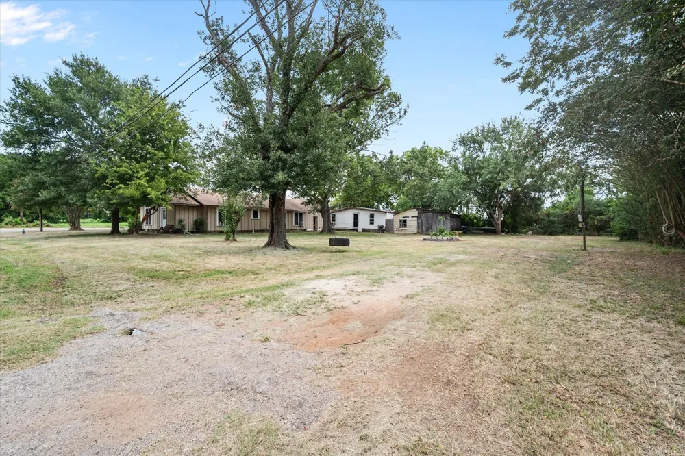 101 S Runnels Avenue Streetman, TX 75859