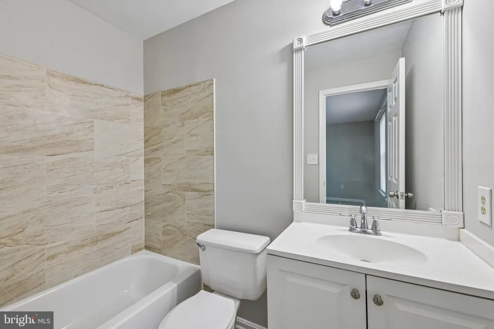 6233 SANDPIPER COURT #1 Elkridge, MD 21075