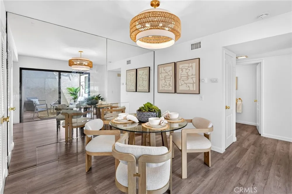 104 Navarre Irvine, CA 92612