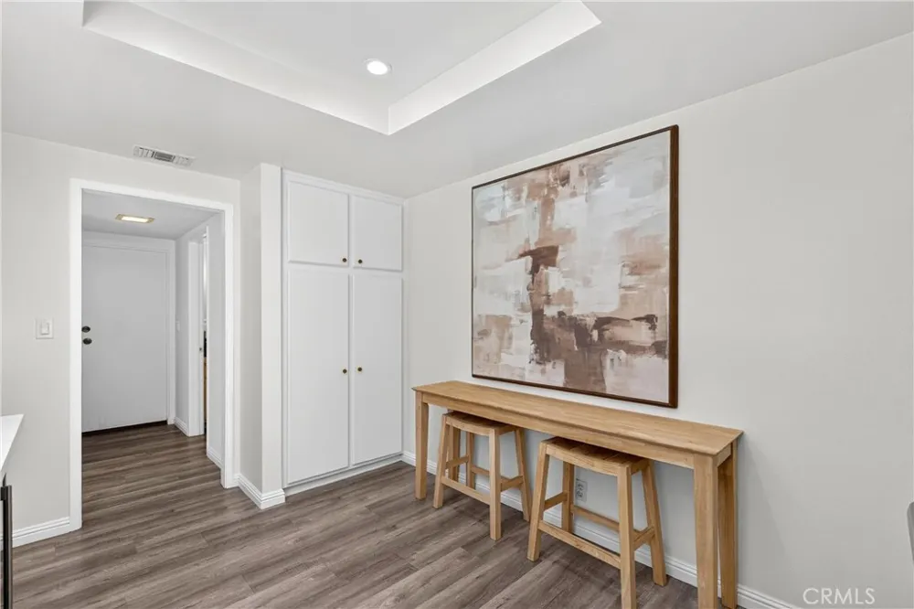 104 Navarre Irvine, CA 92612
