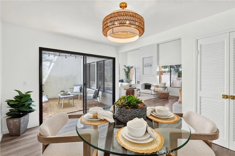 104 Navarre Irvine, CA 92612