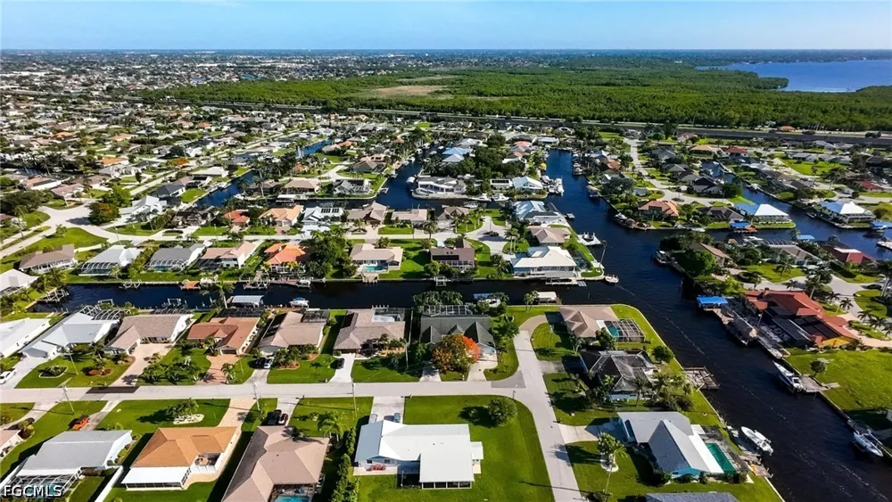 SE 27th Street Cape Coral, FL 33904