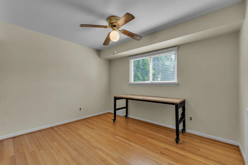 30431 Avon Court Westland, MI 48185