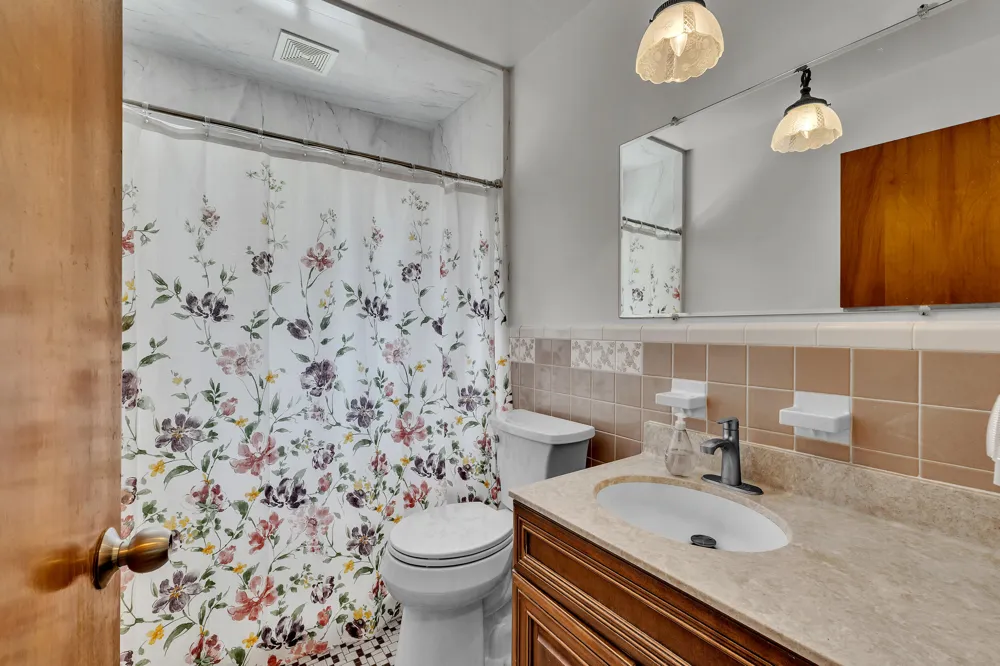 30431 Avon Court Westland, MI 48185