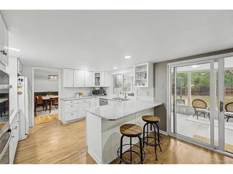 320 Oswego Court