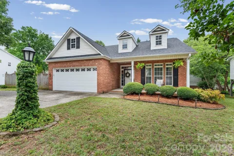 1900 Austin Place Lane