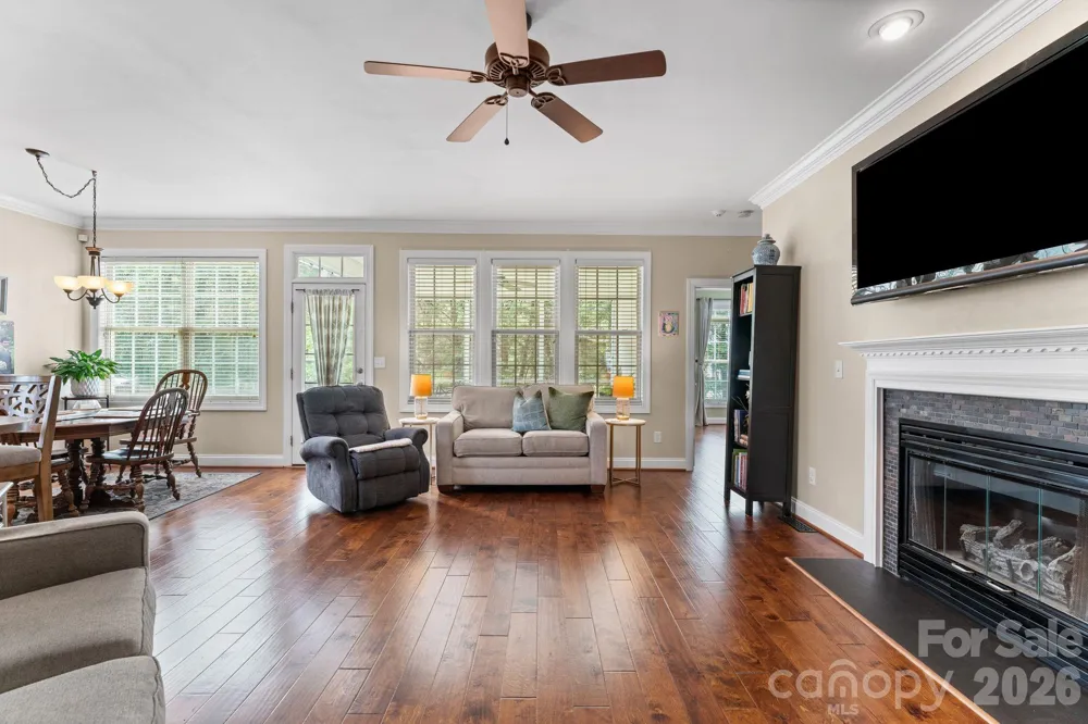1900 Austin Place Lane Winston Salem, NC 27127